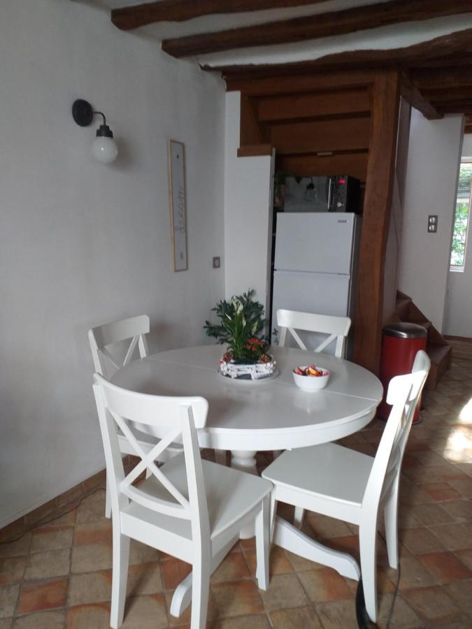 Belle Maison Au Coeur De Recloses מראה חיצוני תמונה